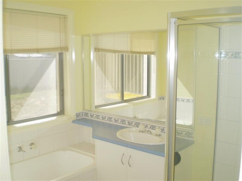 17 Glencoe Boulevard, Moama NSW 2731