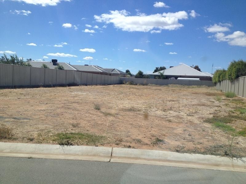 2 Kinross Court, Moama NSW 2731
