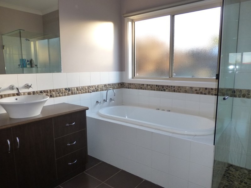 3 Sunset Avenue, Echuca VIC 3564