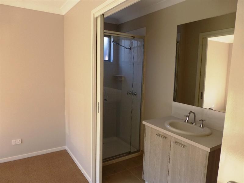 7 Council Street, Moama NSW 2731