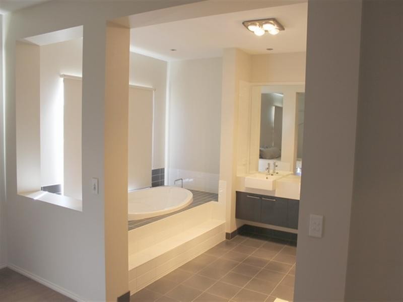 12 Ikona Drive, Echuca VIC 3564