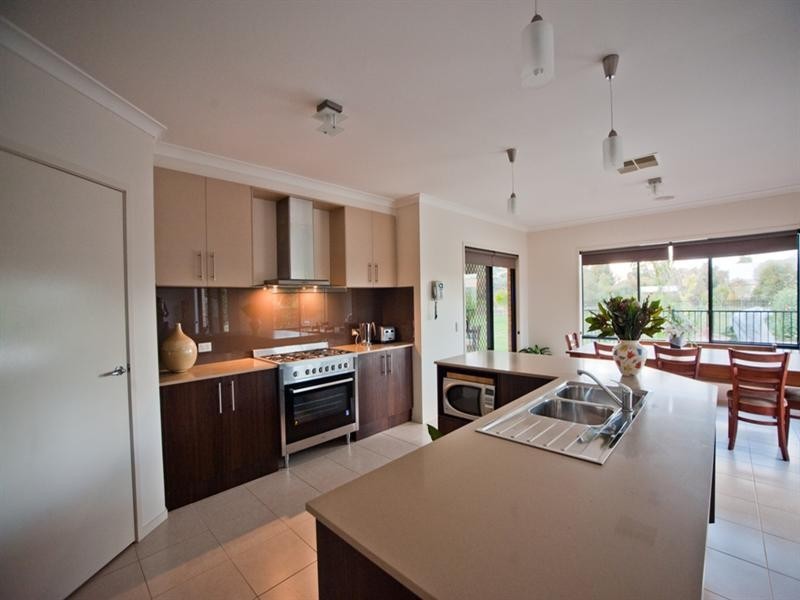 66 Chelsworth Drive, Echuca VIC 3564