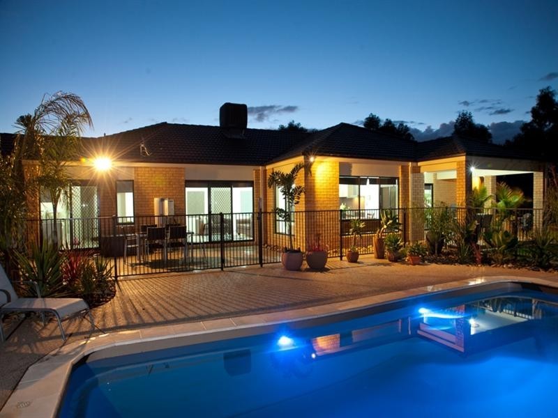 66 Chelsworth Drive, Echuca VIC 3564