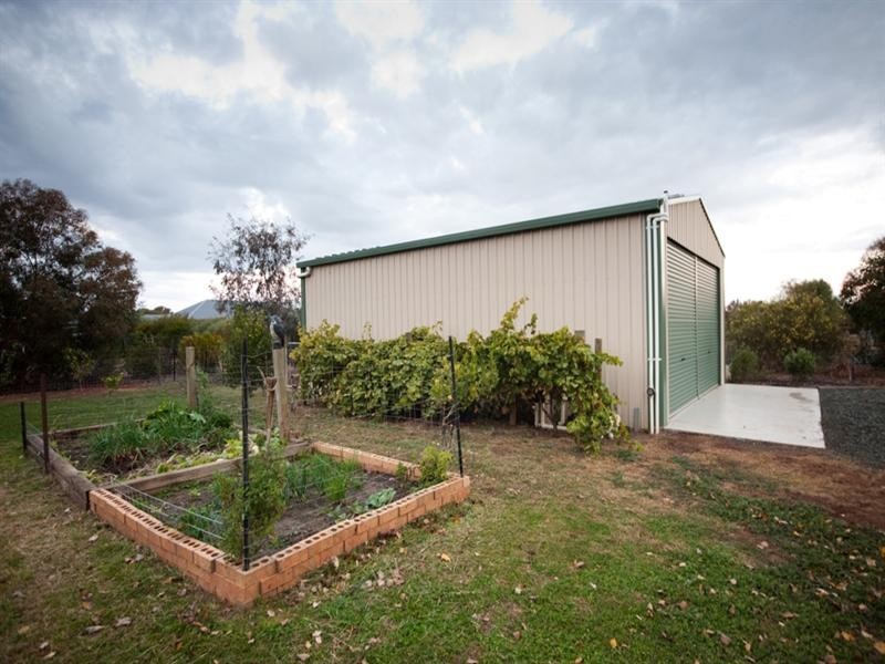66 Chelsworth Drive, Echuca VIC 3564