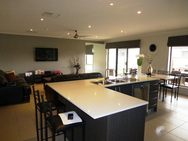 8 Westin Place, Echuca VIC 3564