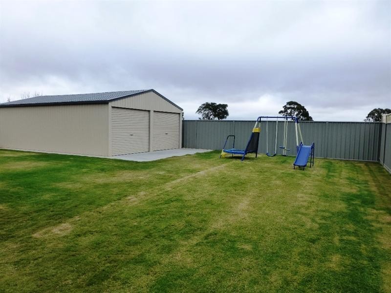 8 Westin Place, Echuca VIC 3564