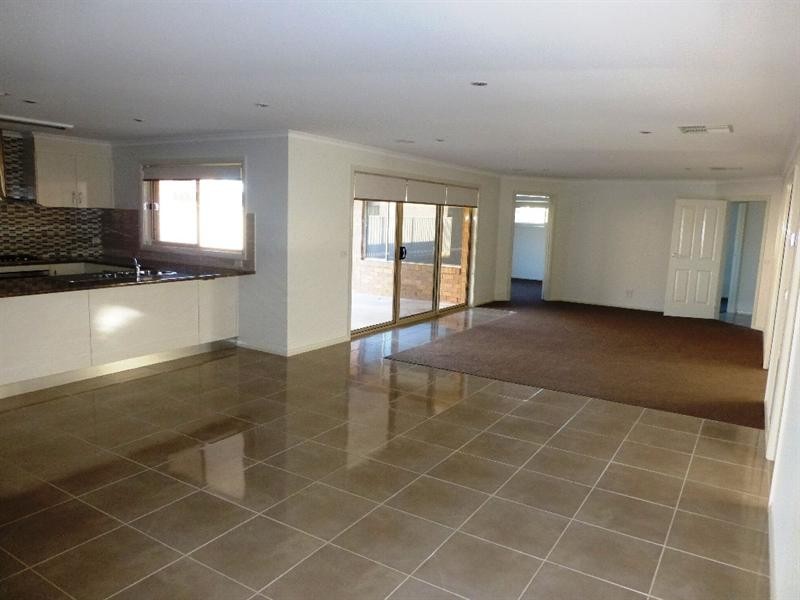 24 Lynch Drive, Echuca VIC 3564