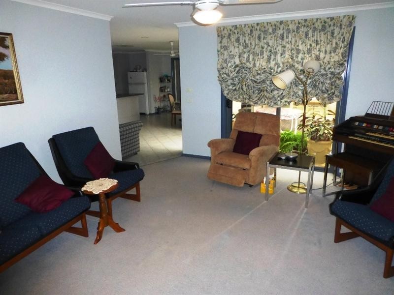 6 Genevieve Avenue, Echuca VIC 3564