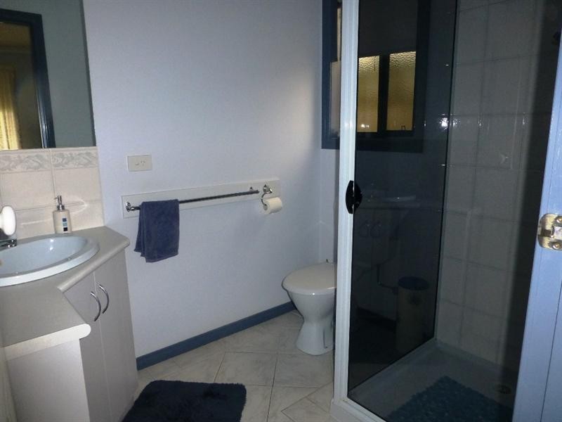 6 Genevieve Avenue, Echuca VIC 3564