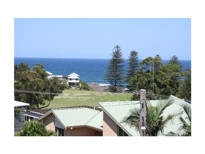 11 Elanora Place, Coledale NSW 2515