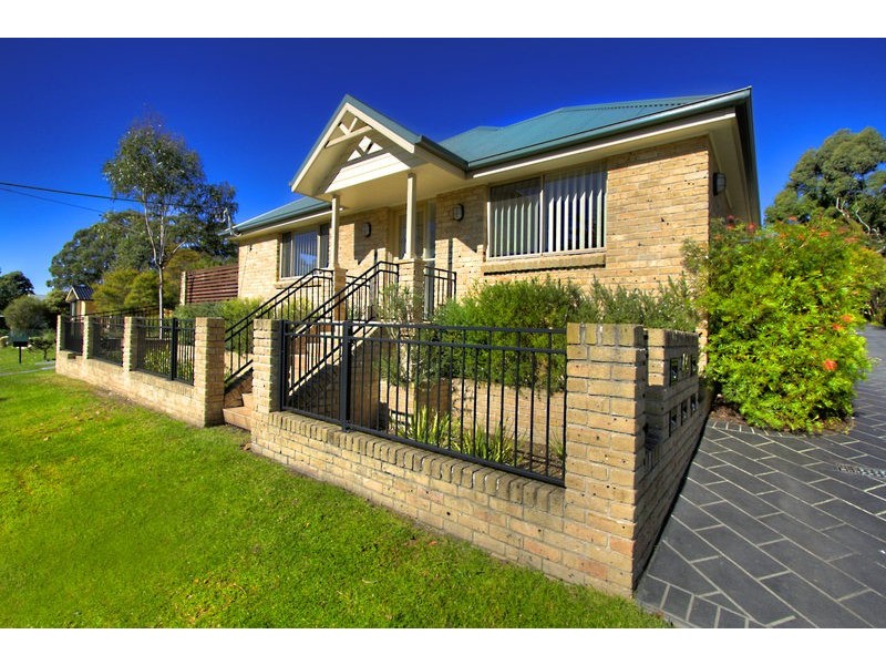 40 Robertson Street, Helensburgh NSW 2508
