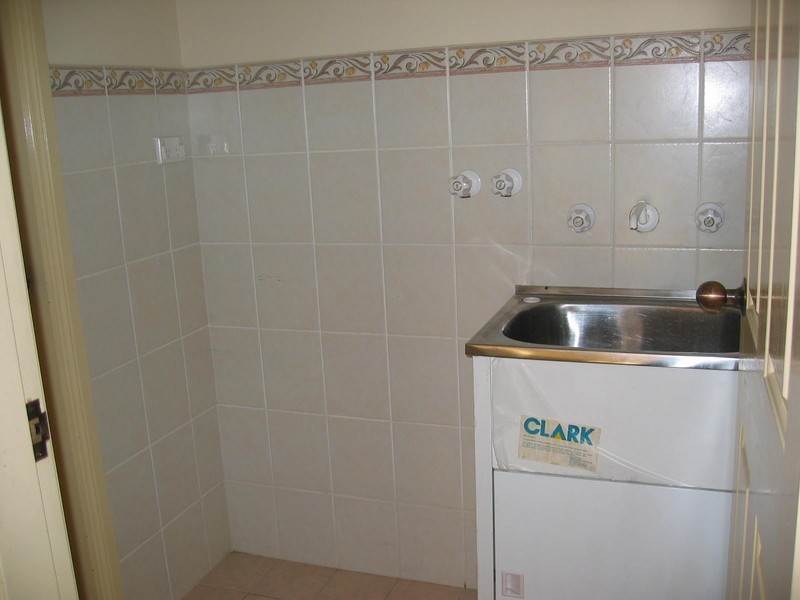 2/1-3 Willara Street, Merrylands NSW 2160