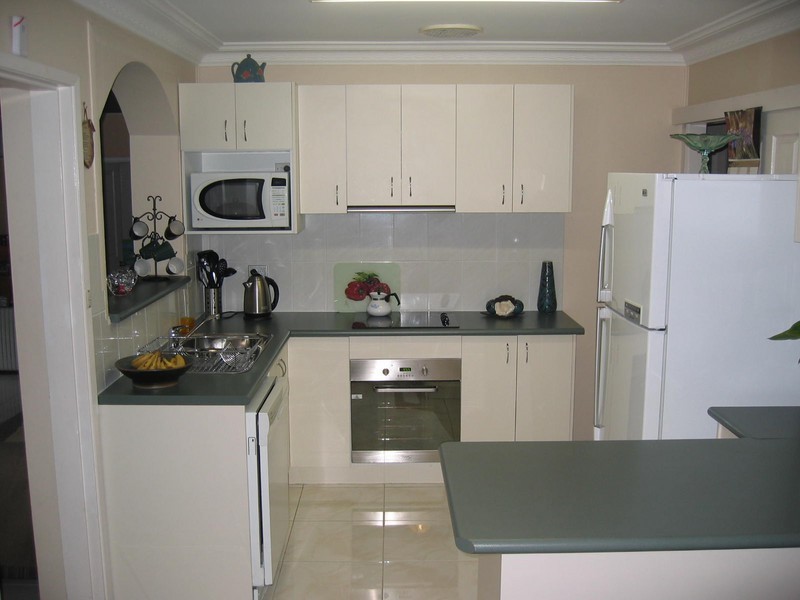 4 Cullis Place, Woodpark NSW 2164