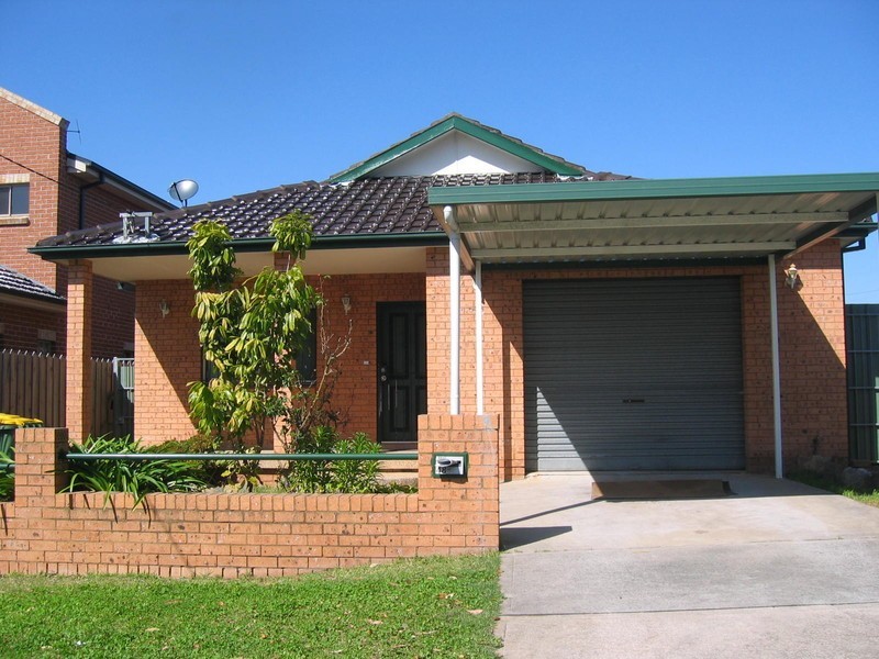 48 Augustus Street, Merrylands NSW 2160