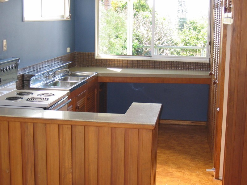 36 William St ( Off Walpole St ), Merrylands NSW 2160