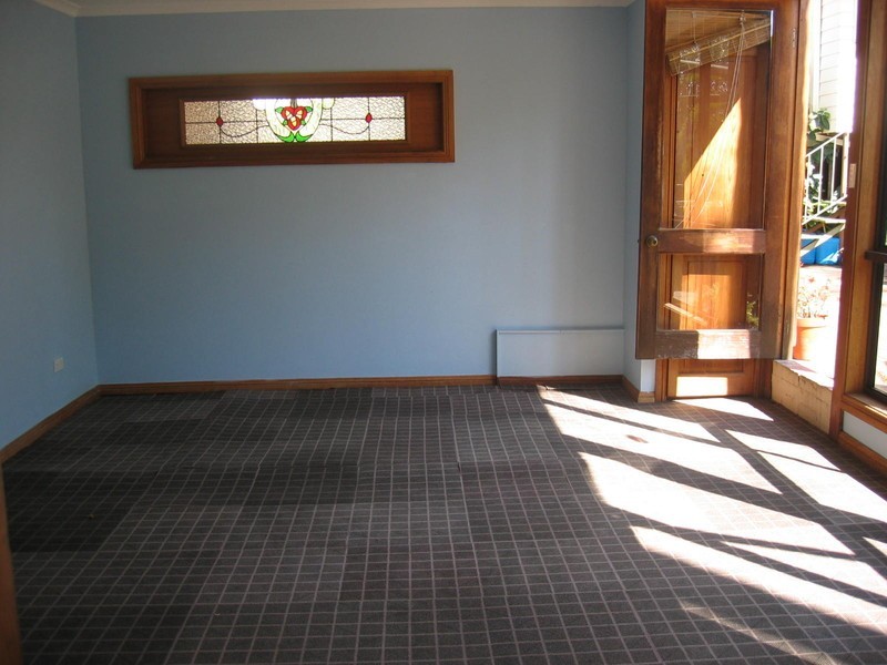 36 William St ( Off Walpole St ), Merrylands NSW 2160