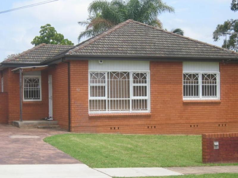 72 Paton Street, Merrylands NSW 2160
