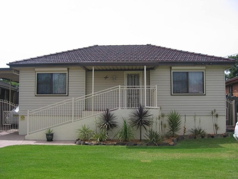 19 Woodville Road, Chester Hill NSW 2162