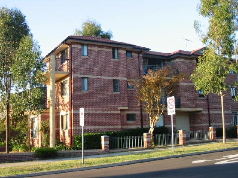 3/18 Sherwood Road, Merrylands West NSW 2160