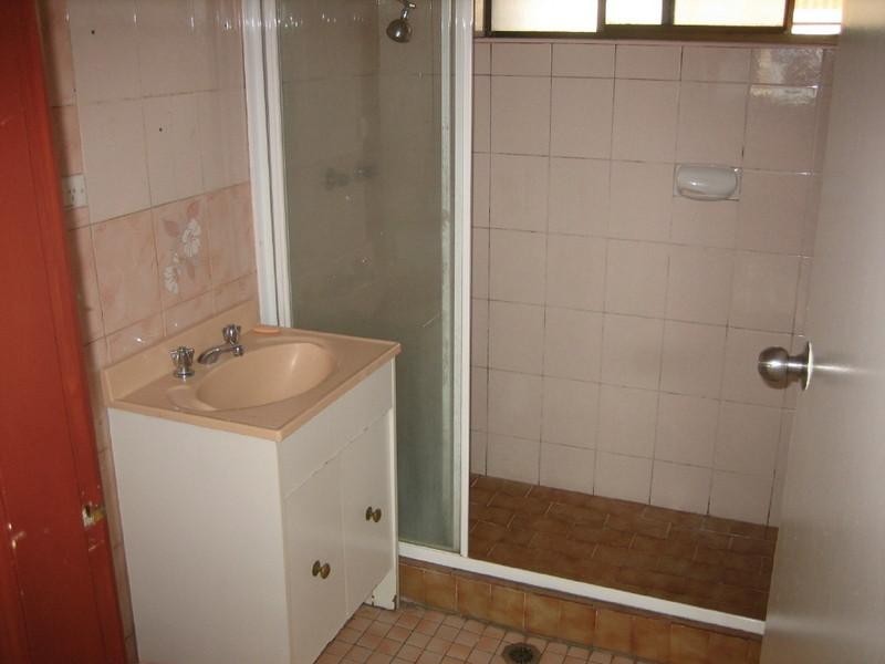 4 Elsinor Street, Merrylands NSW 2160