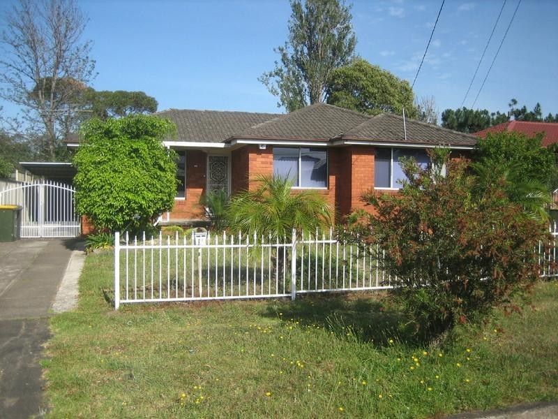 32 Shannon Avenue, Merrylands NSW 2160