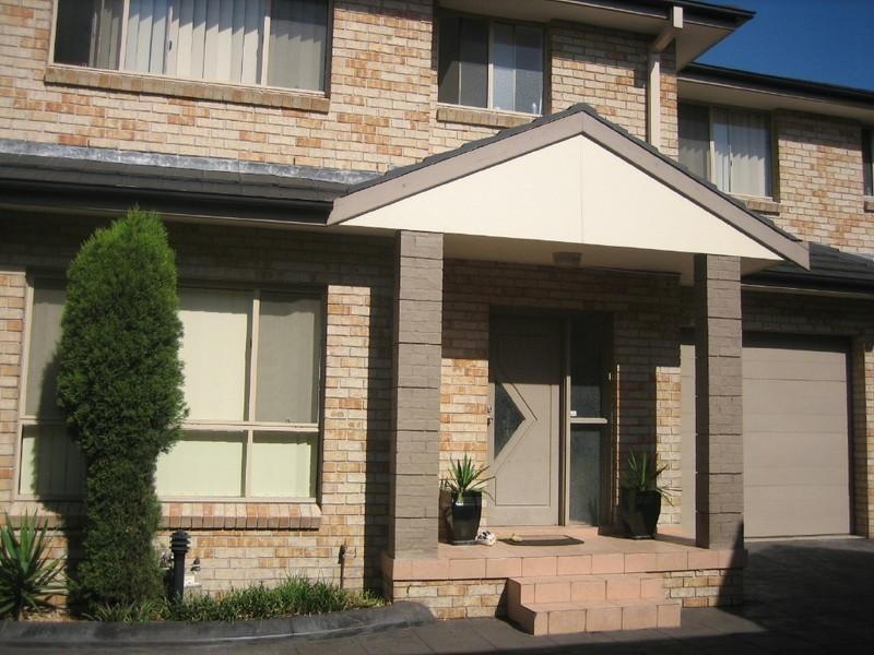 1/34-36 Henry Street, Guildford NSW 2161