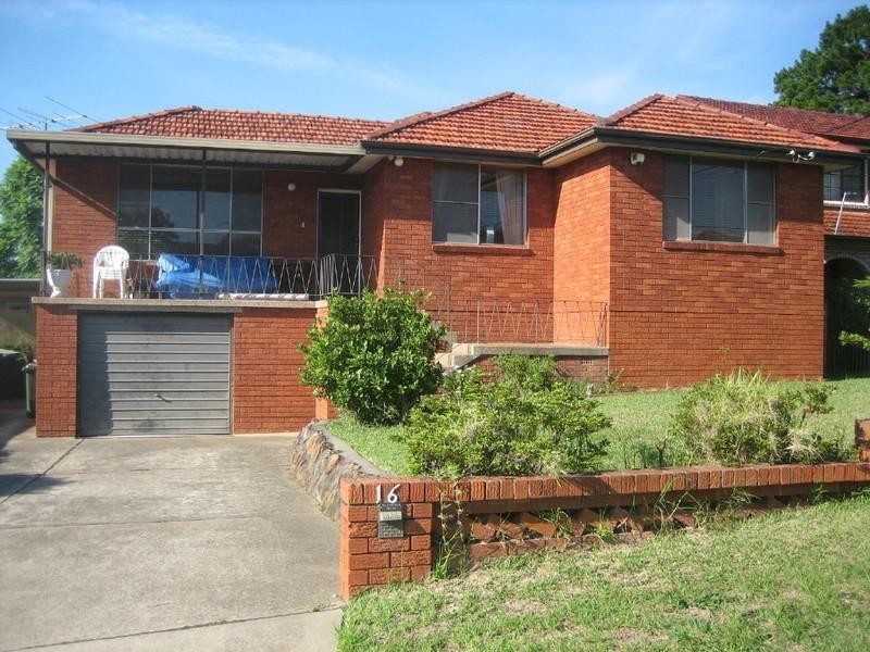 16 Croft Avenue, Merrylands NSW 2160