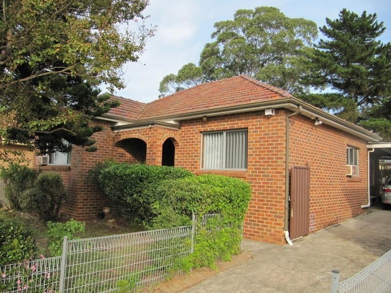 43 Military Road, Merrylands NSW 2160