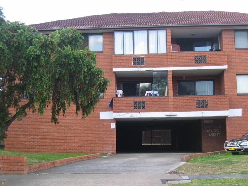 9/25 Neil Street, Merrylands NSW 2160