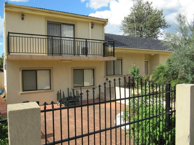 5 Lewis Street, South Wentworthville NSW 2145
