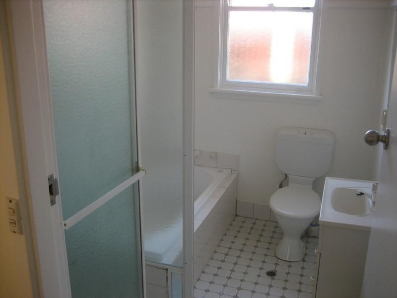 63 Runyon Avenue, Greystanes NSW 2145