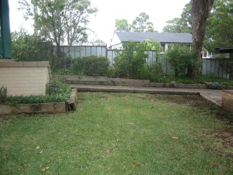 41 Warren Road, Woodpark NSW 2164