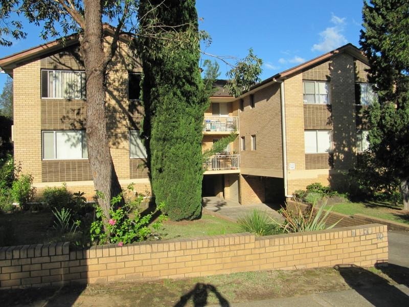 8/10 Chetwynd Road, Merrylands NSW 2160