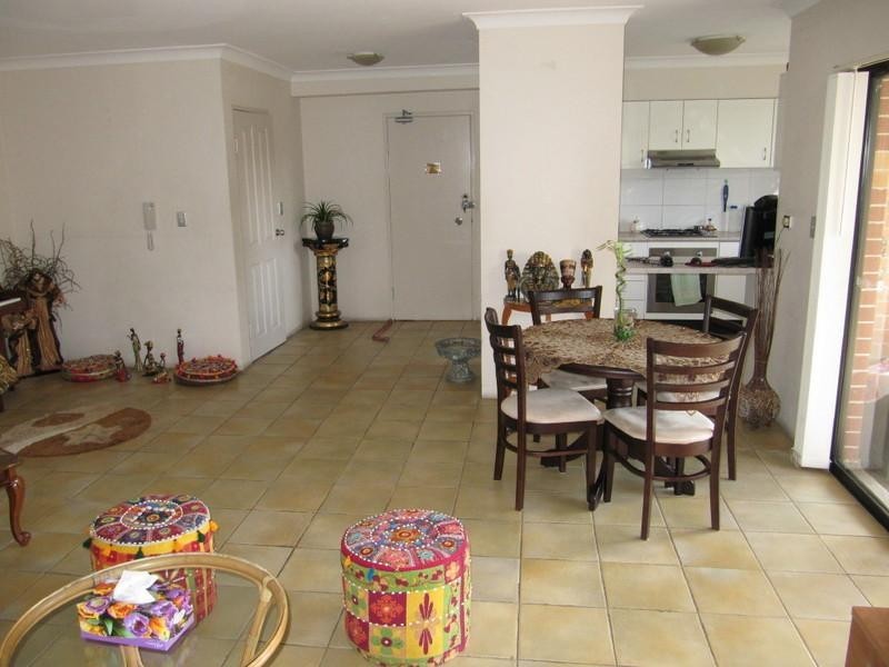 6/290 Merrylands Road, Merrylands NSW 2160