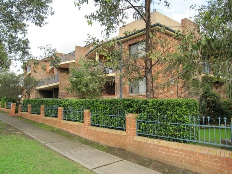 18/38 Sherwood Road, Merrylands NSW 2160