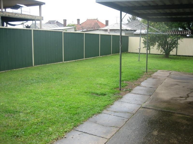 25 Daniel Street, Granville NSW 2142