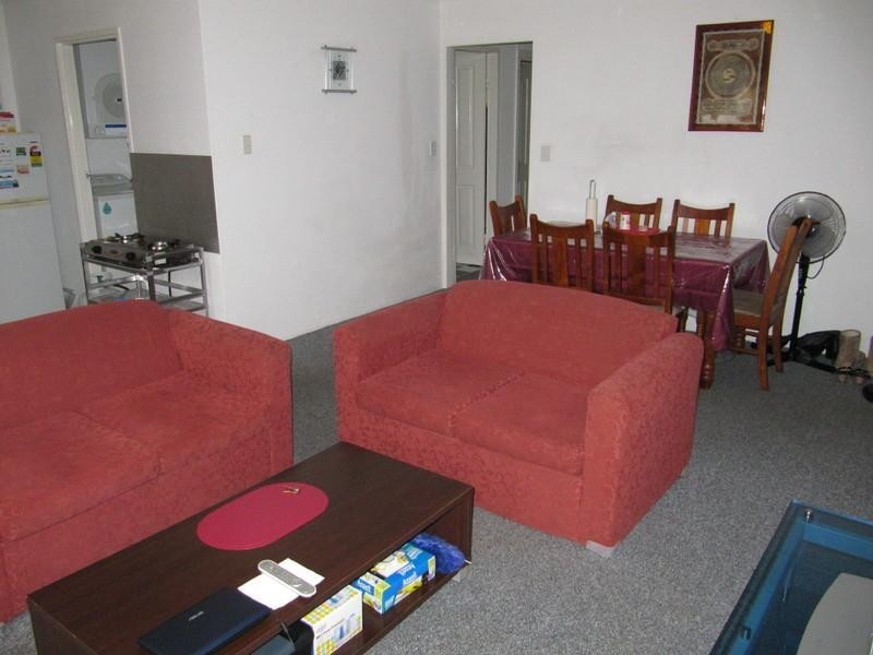 2/47 Kenyons Road, Merrylands NSW 2160