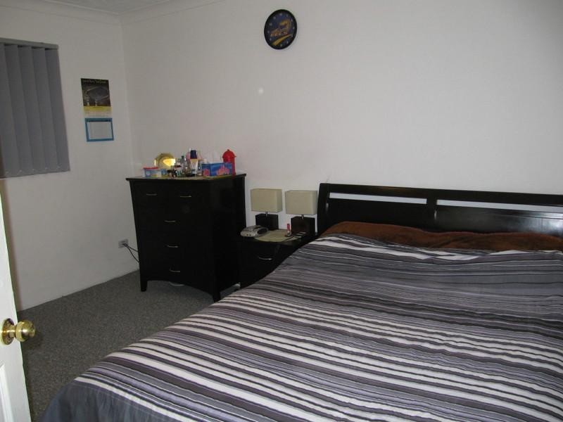 2/47 Kenyons Road, Merrylands NSW 2160