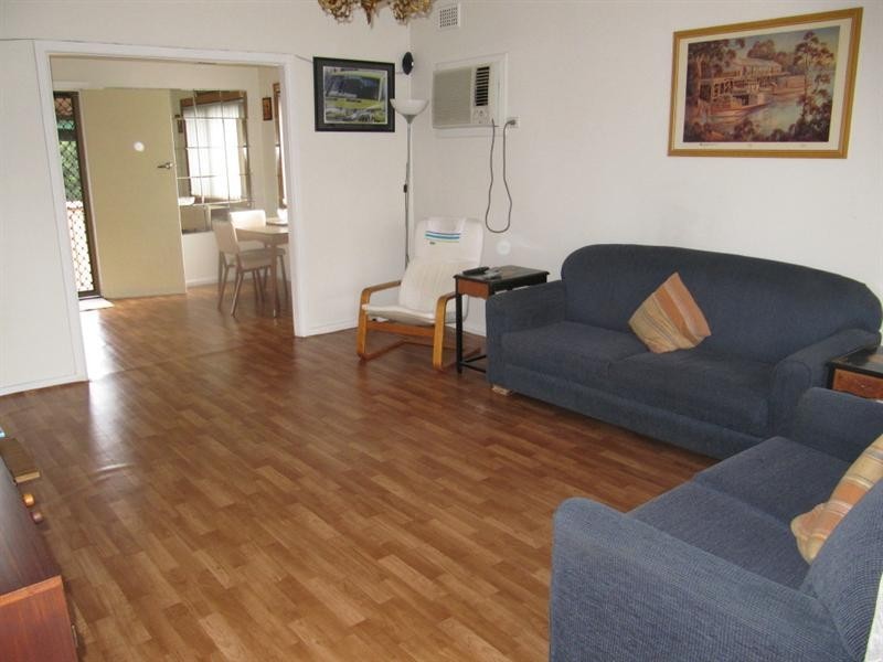 39 Warren Road, Woodpark NSW 2164