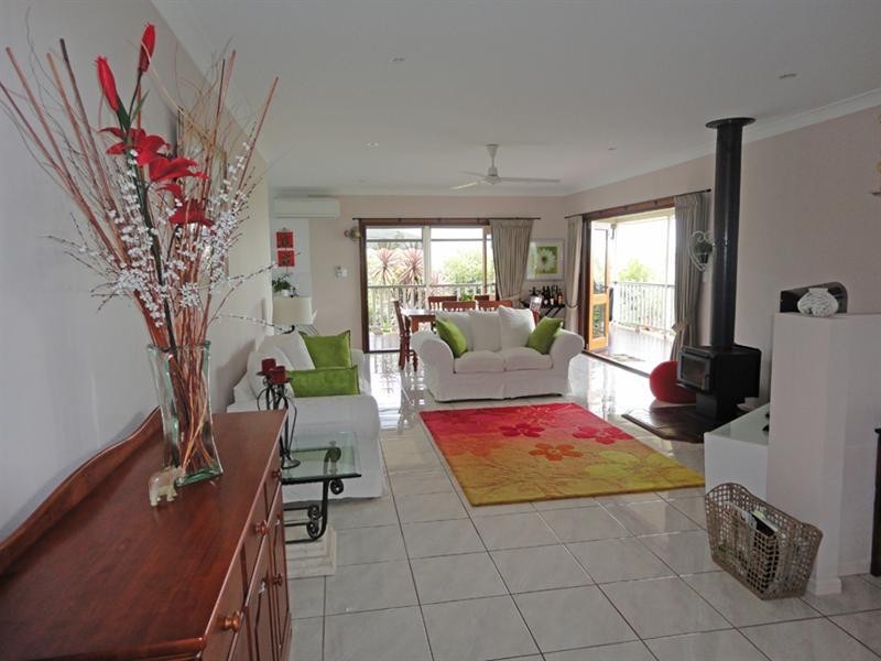 13 Moffat Drive, Tolga QLD 4882