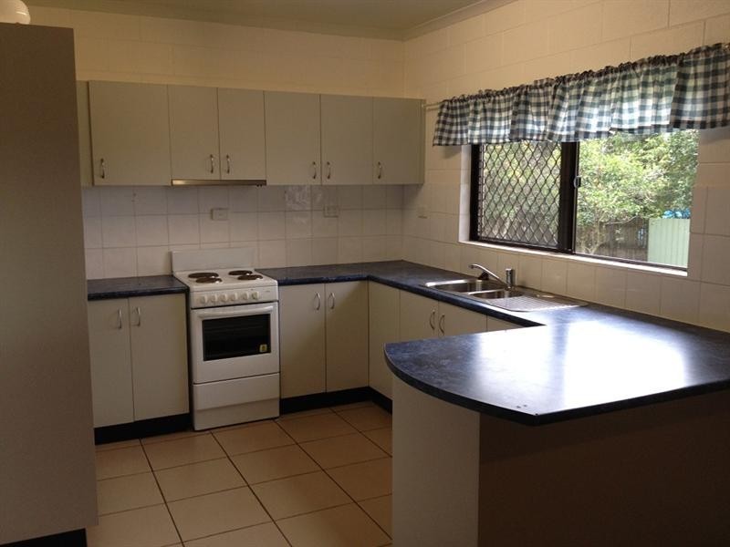 6 Hillview Street, Atherton QLD 4883