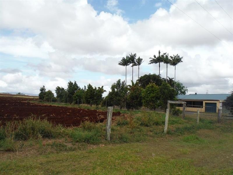 8465 Kennedy Highway, Atherton QLD 4883