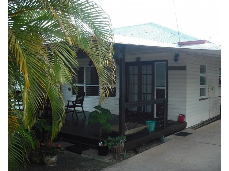 11 Church Street, Tinaroo QLD 4872