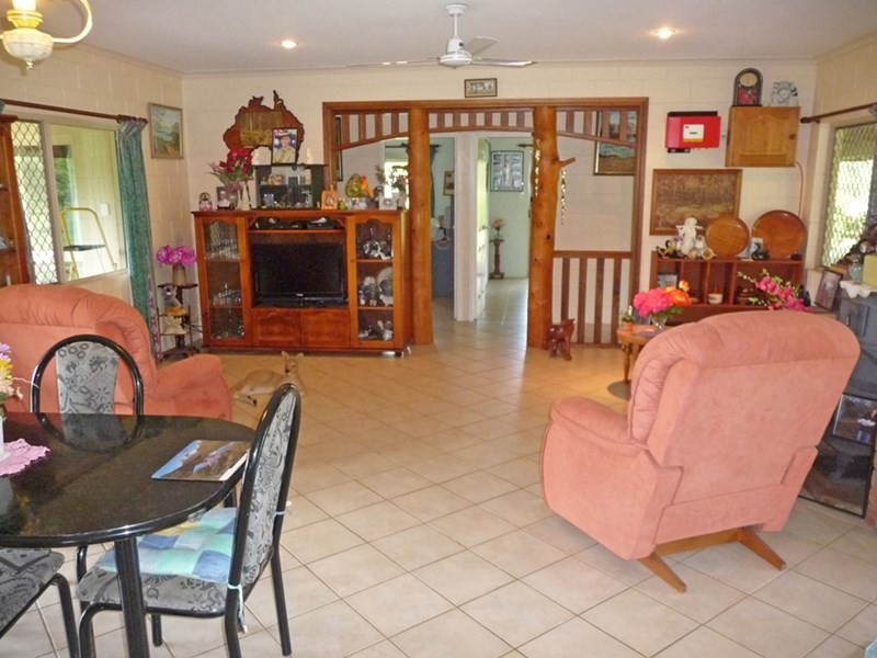 205 Millstream Parade, Millstream QLD 4888