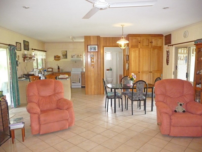 205 Millstream Parade, Millstream QLD 4888