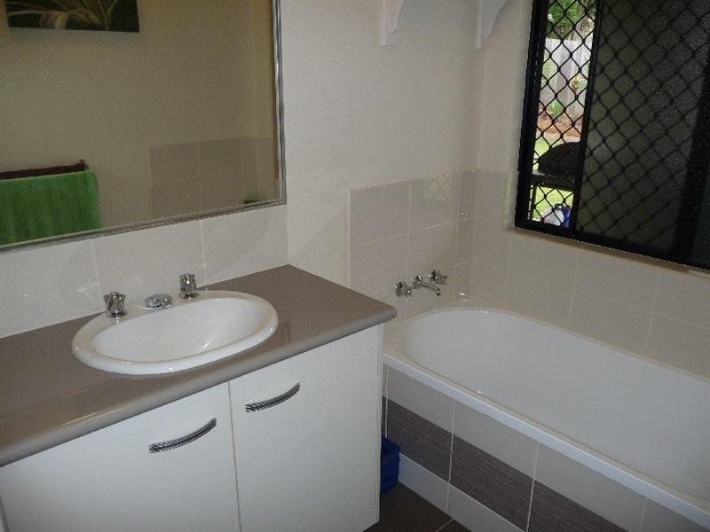 4 Ellwood Close, Atherton QLD 4883