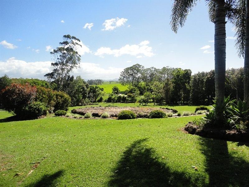 29 Malcom Road, Tinaroo QLD 4872