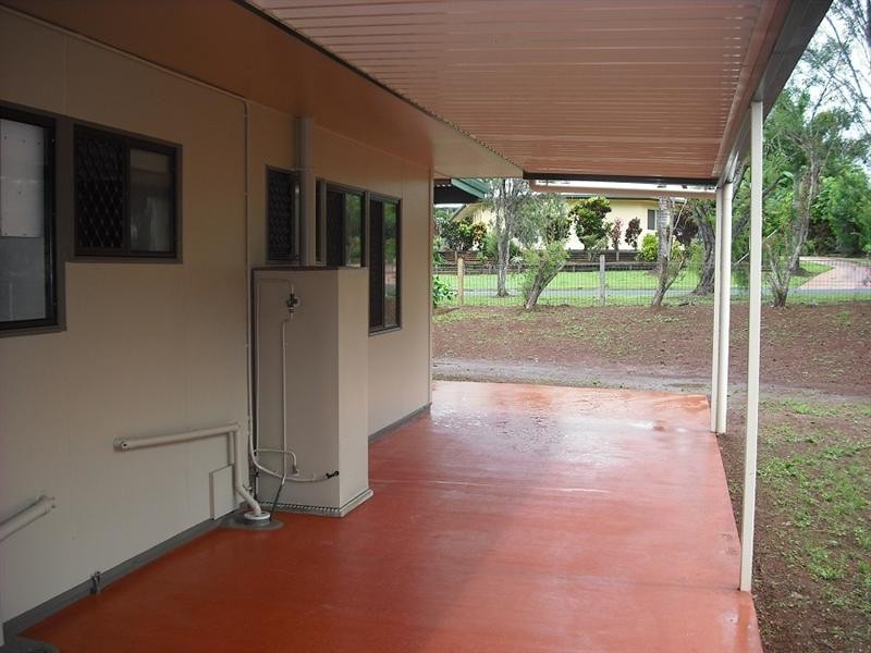 2/9 Cassia Street, Yungaburra QLD 4884