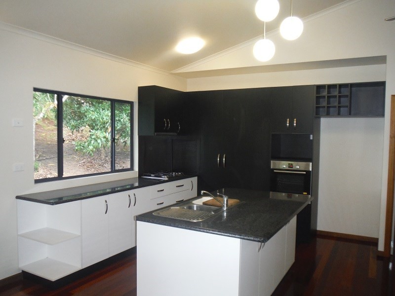 3 Bellevue Street, Tinaroo QLD 4872