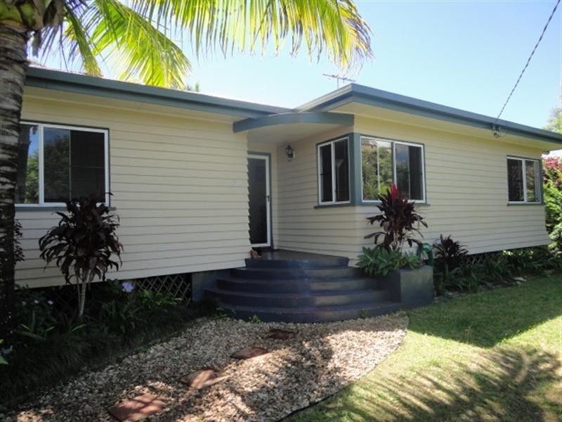16 Irvine Street, Kairi QLD 4872